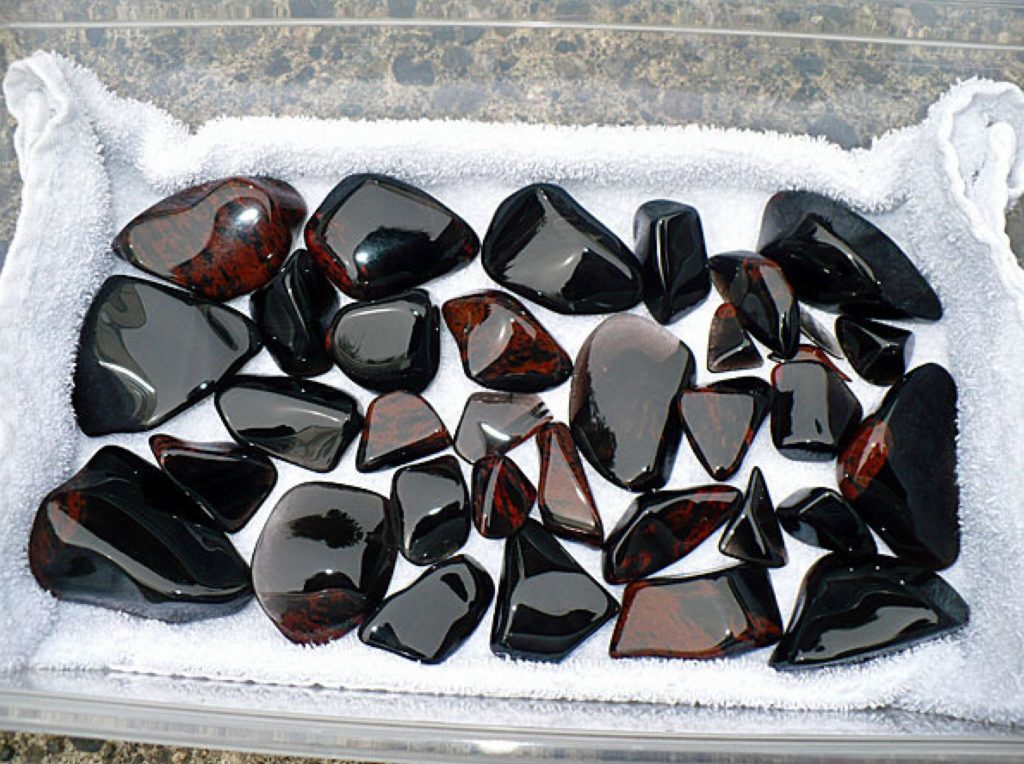 obsidian tumbles mirror shine